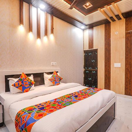 Fabhotel Uma Yugul Ayodhya Экстерьер фото