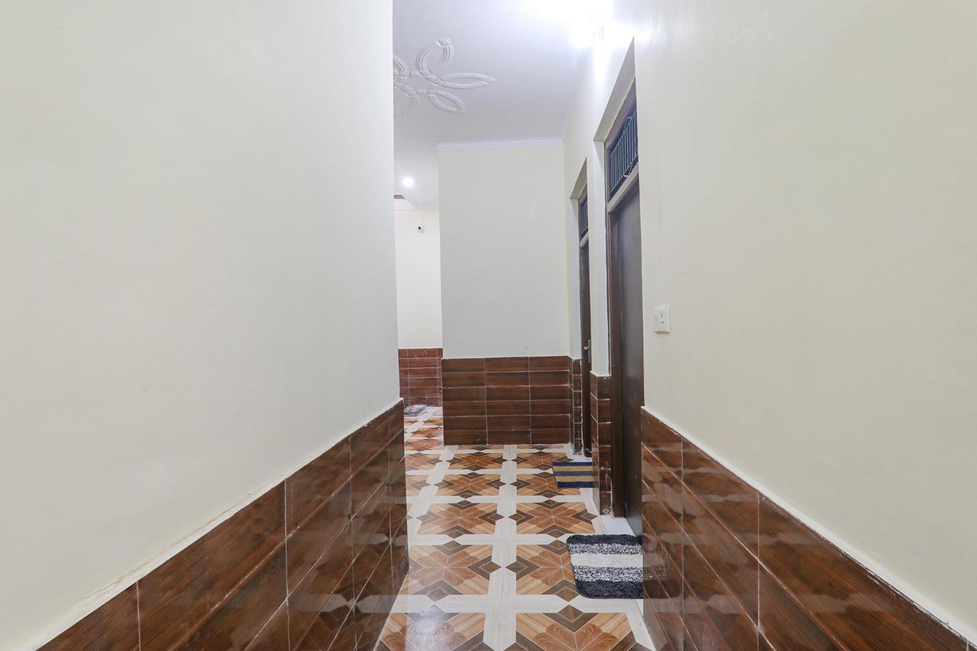 Fabhotel Uma Yugul Ayodhya Экстерьер фото