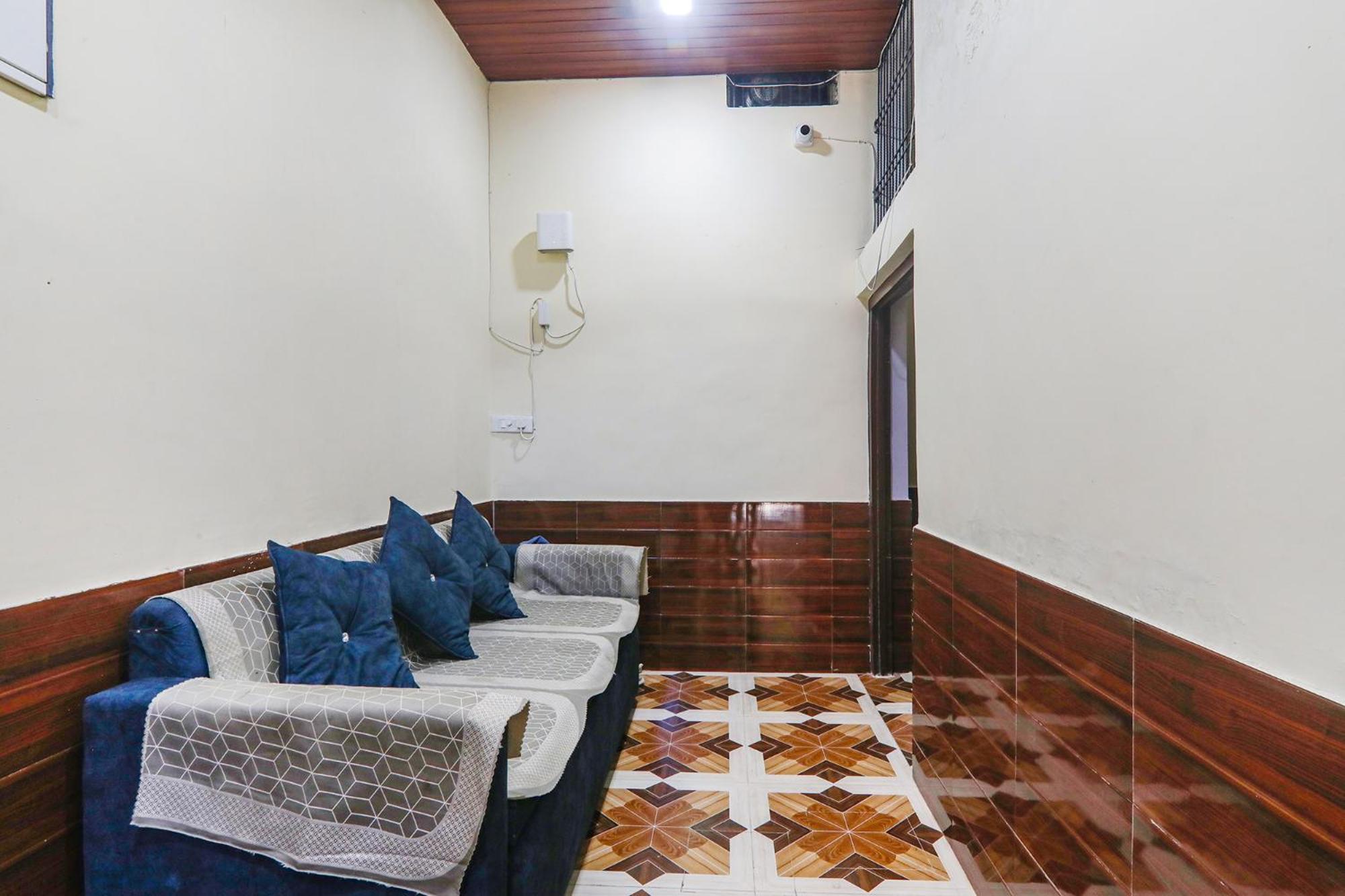 Fabhotel Uma Yugul Ayodhya Экстерьер фото